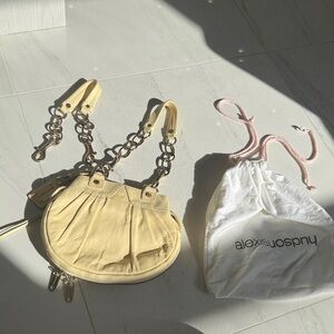 Alexis Hudson shoulder bag in butter yellow